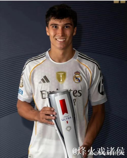 库普梅纳斯已累积5张黄牌,将缺席尤文主场对阵罗马的联赛 库普梅纳斯已累积5张黄牌,将缺席尤文主场对阵罗马的联赛